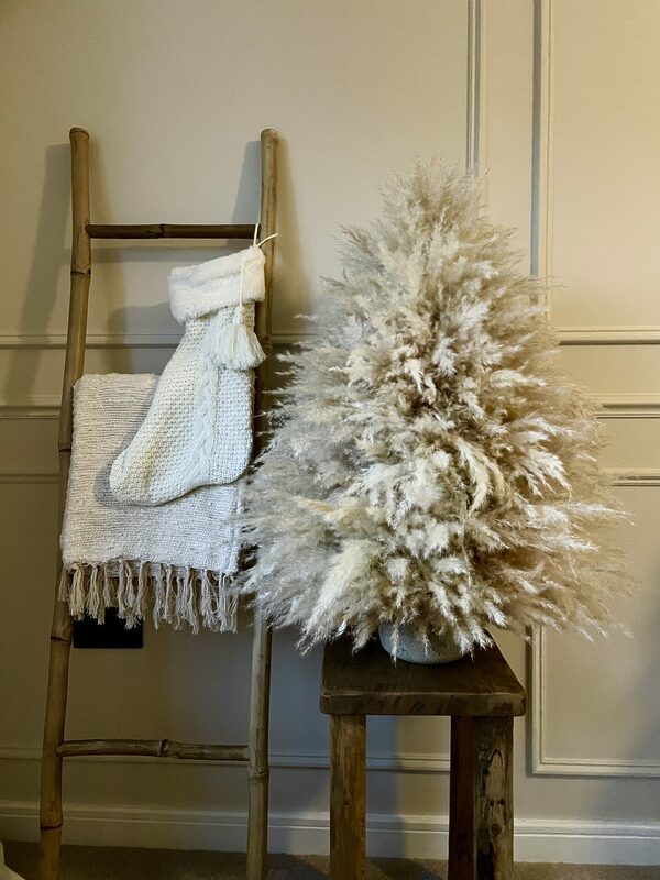 Pampas tree large christmas 2