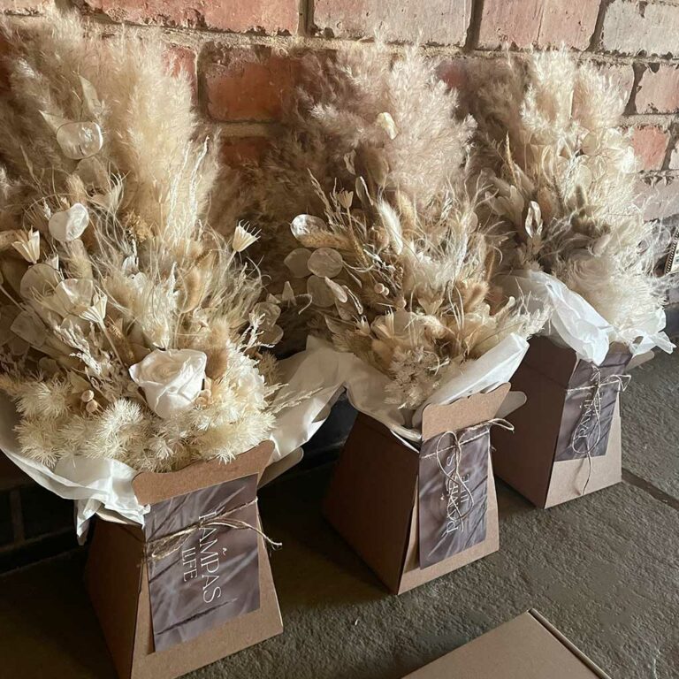 dried flower pampas grass bouquets 1
